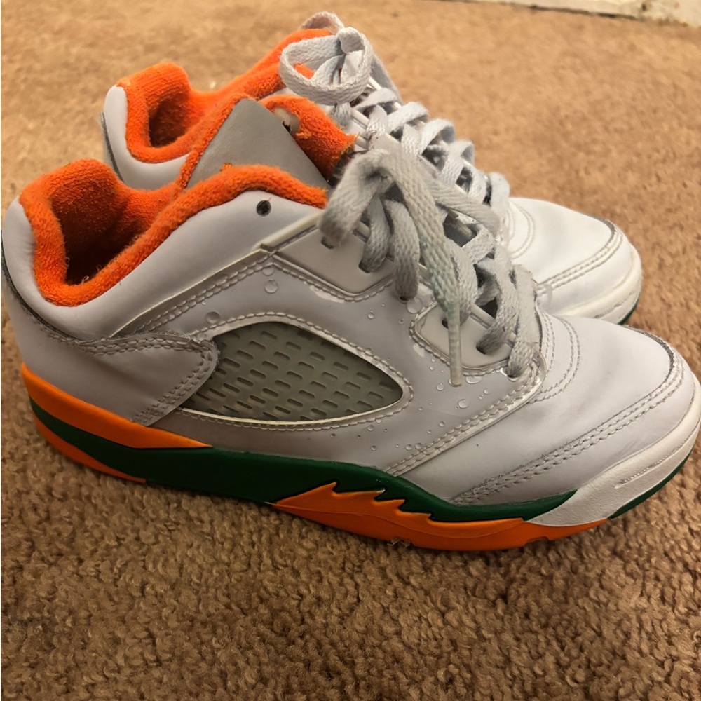 Jordan 5 Hurricane Sneakers